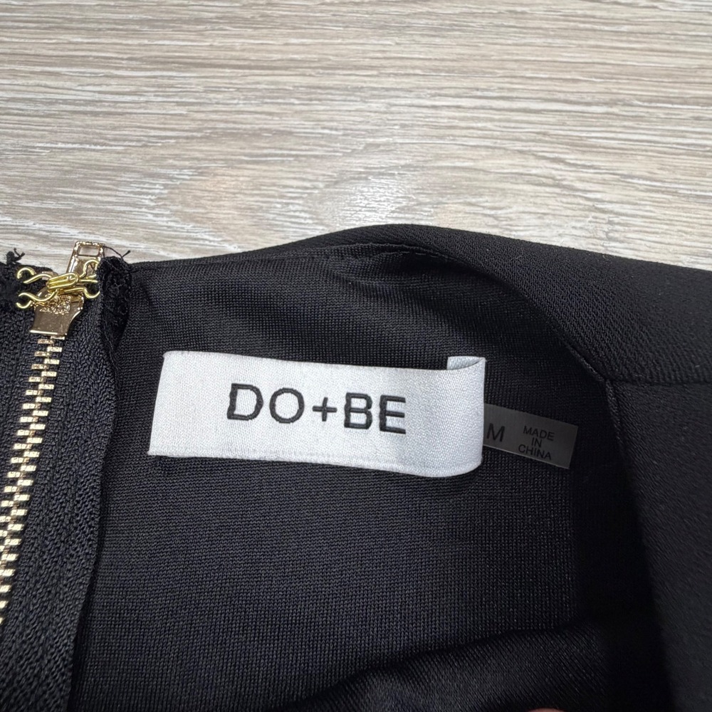 DO+BE Black Asymmetrical Cutout Sleeveless Mini Dress Gold Zipper Size Medium - Picture 2 of 10